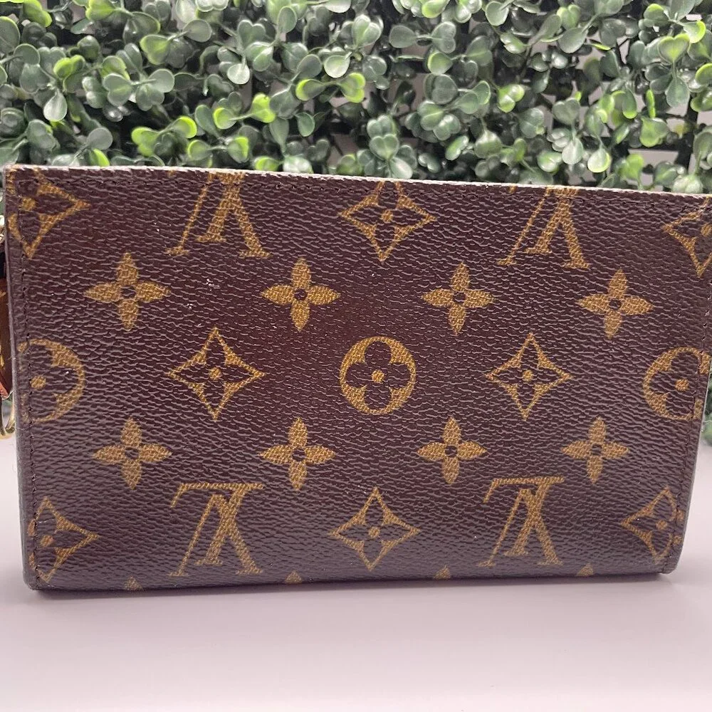 AUTHENTIC LOUIS VUITTON Monogram Bucket PM Accessory Pouch - Picture 3 of 14